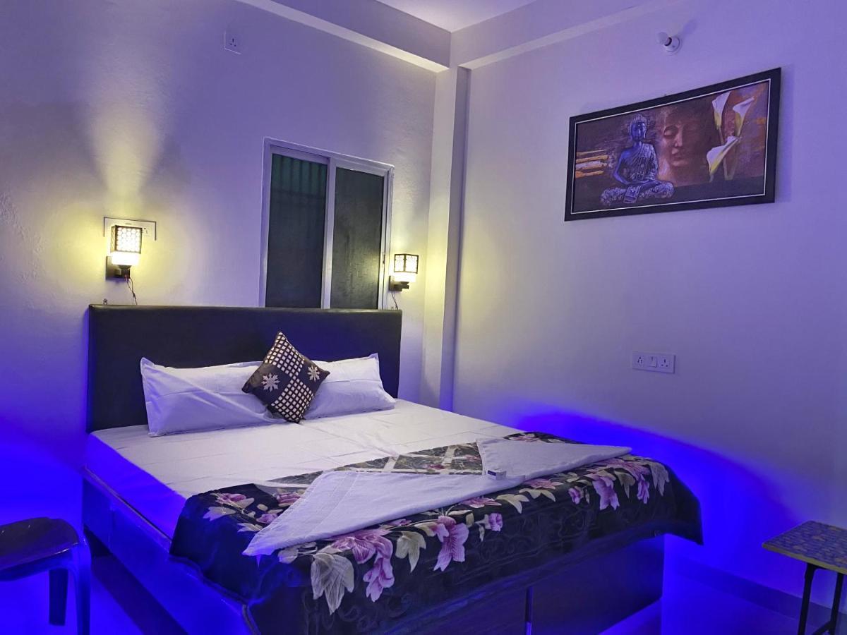 Gully Ghar Hotel Varanasi Exterior photo