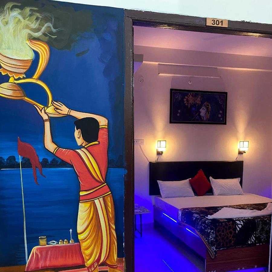 Gully Ghar Hotel Varanasi Exterior photo