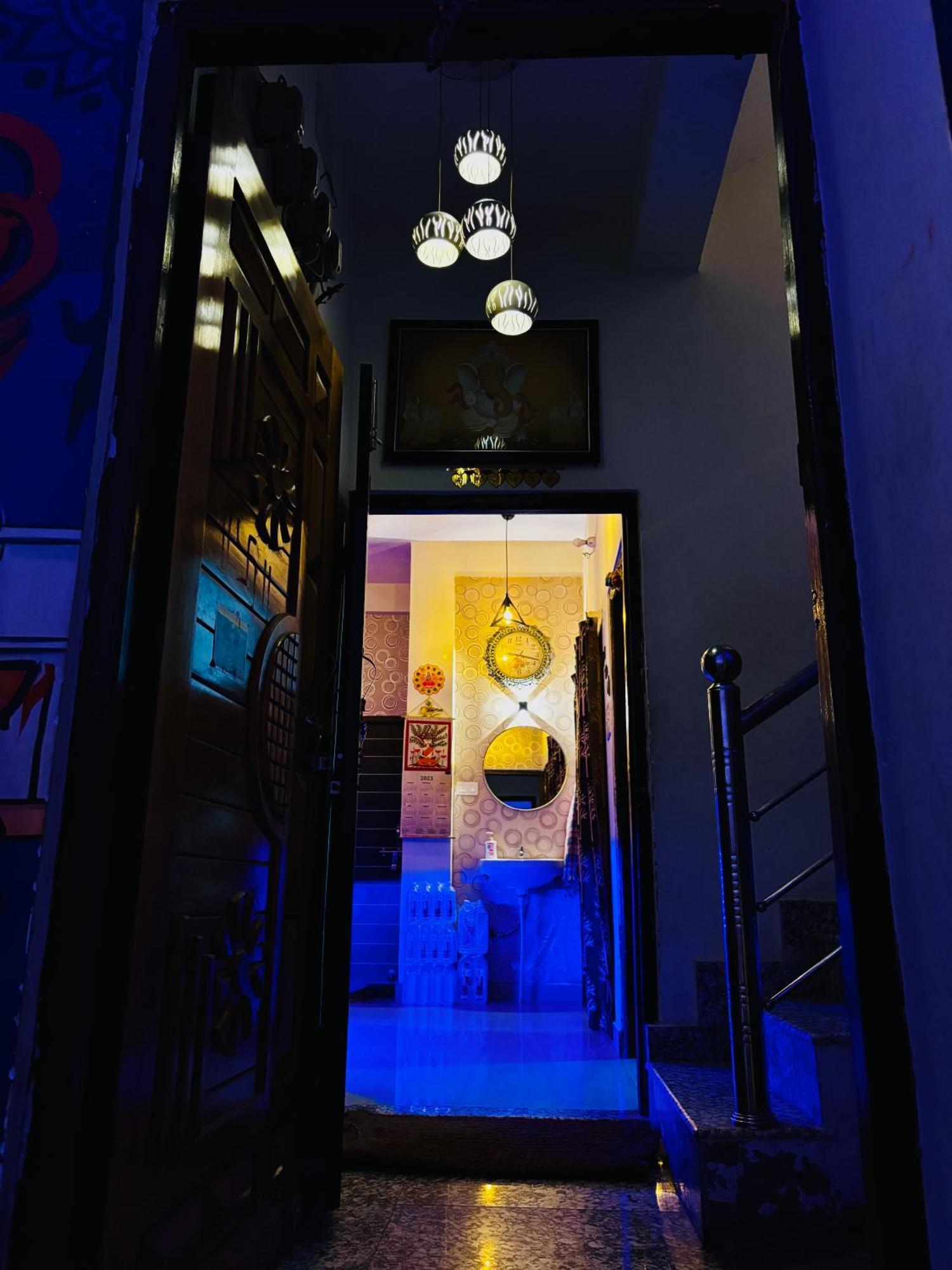 Gully Ghar Hotel Varanasi Exterior photo